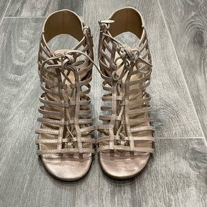 Pour La Victoire rose gold block heel gladiator sandal -7